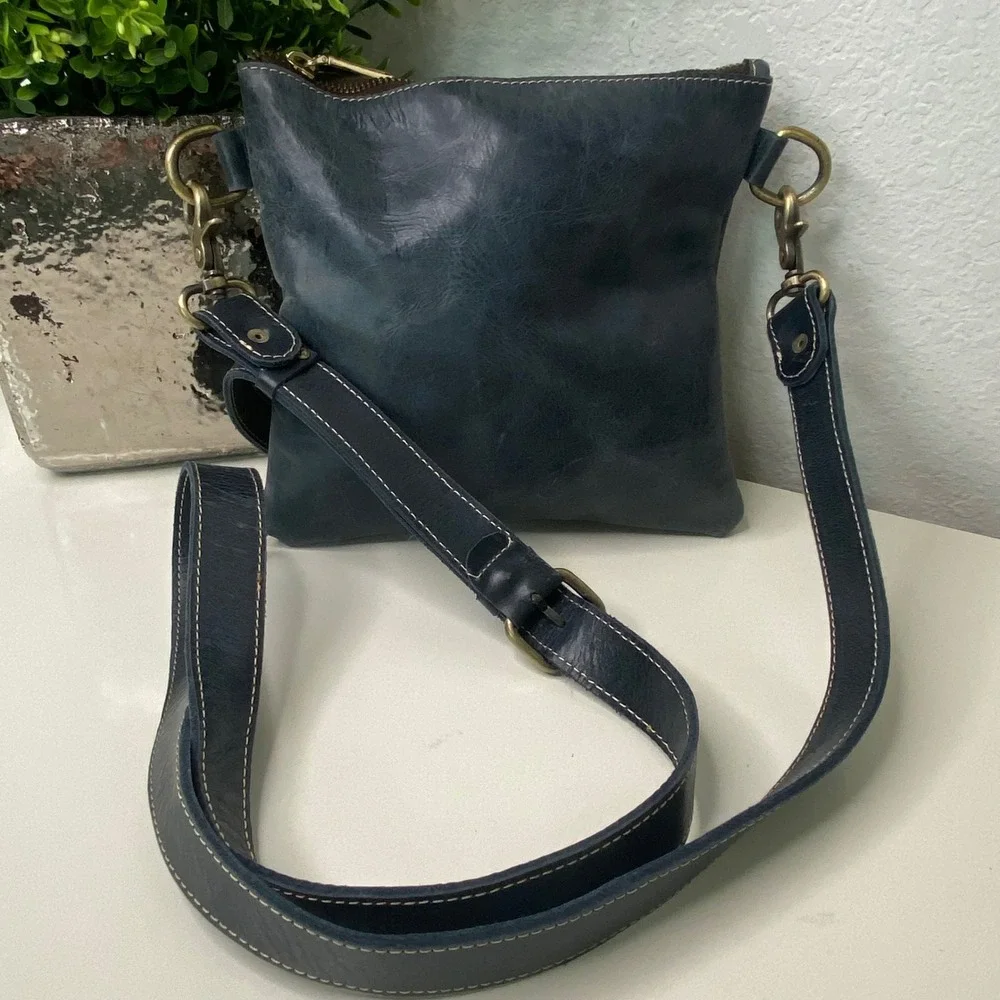 UNOETH amara leather